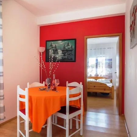 Apartment Fortuna With Pool A1 4 Pax Diklo